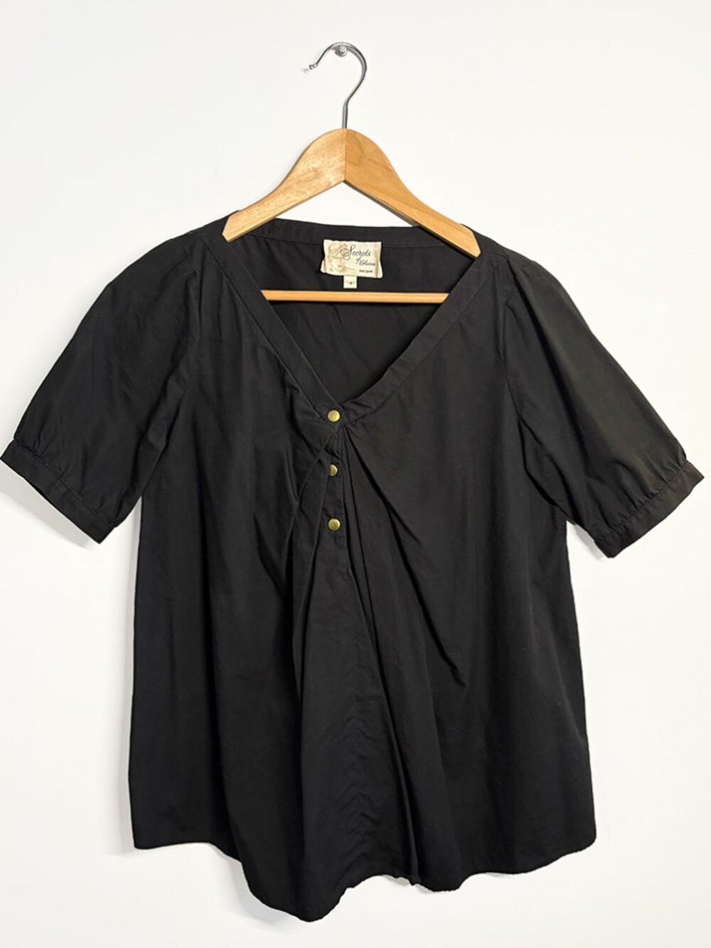 Secrets of Charm Black cotton short sleeve shirt